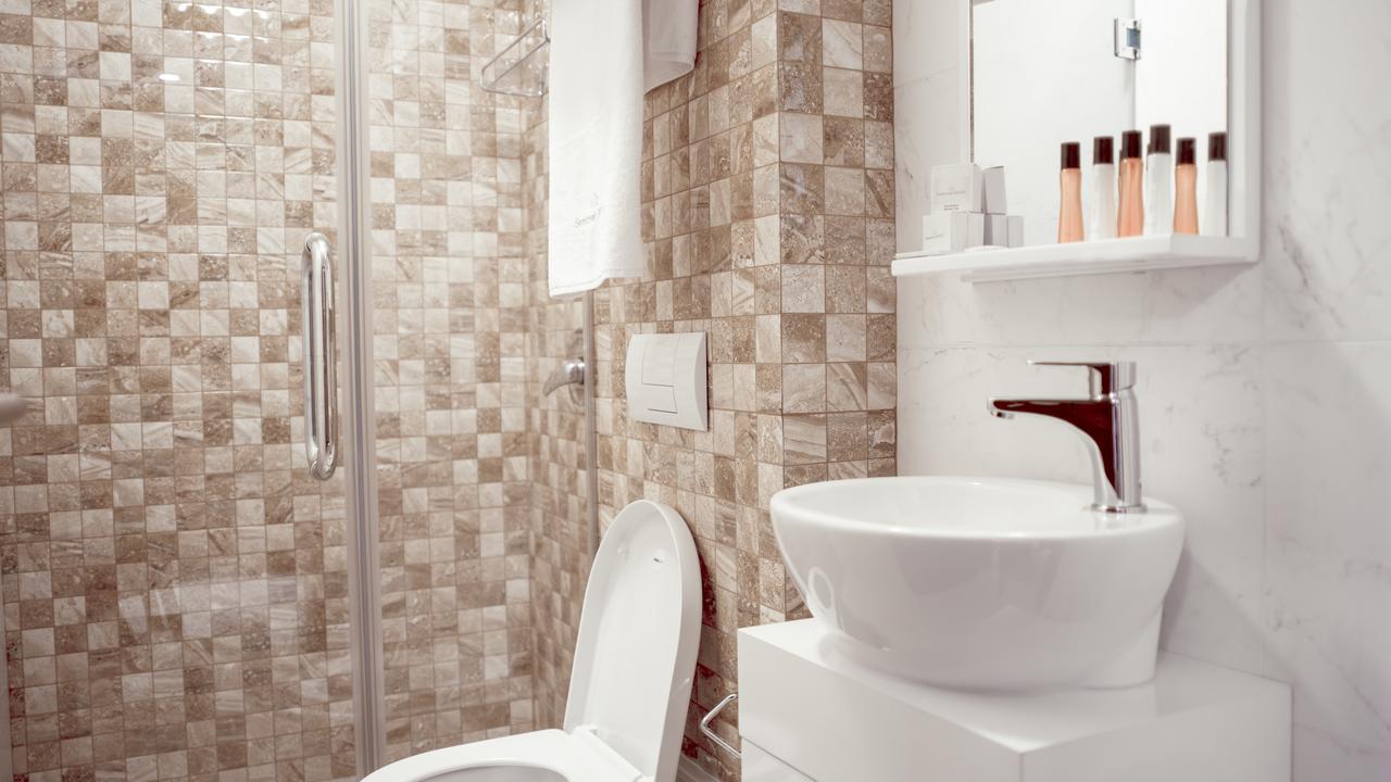 Semitronix Hotel Prishtina Pristina Buitenkant foto